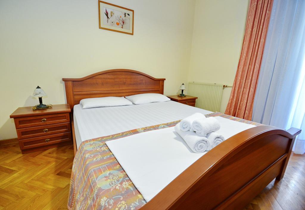 Villa Velzon Guesthouse Будва Номер фото