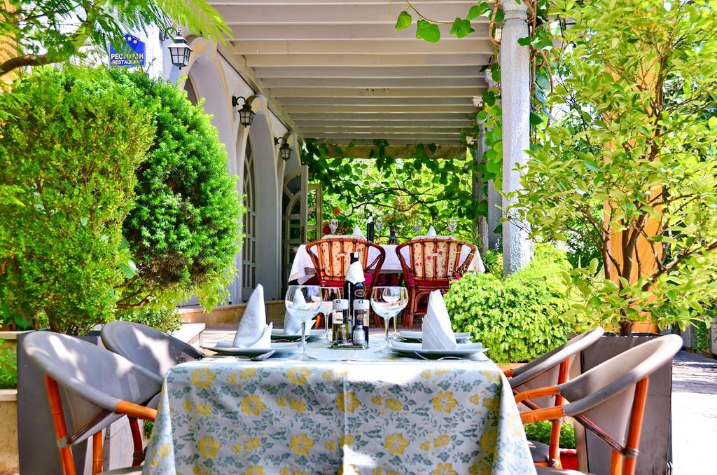 Villa Velzon Guesthouse Будва Экстерьер фото
