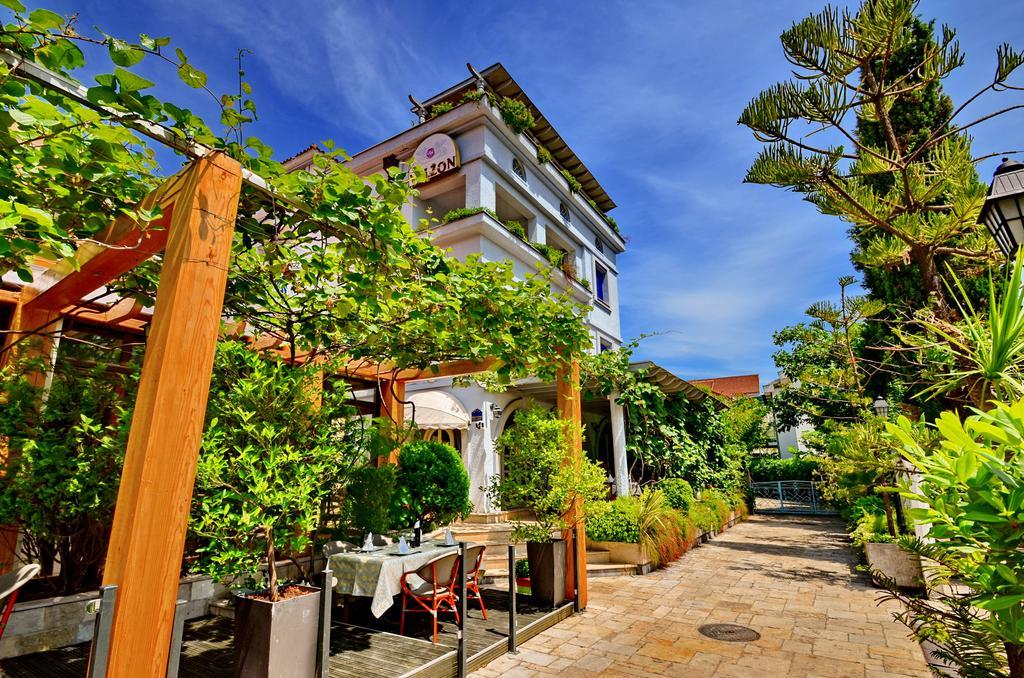 Villa Velzon Guesthouse Будва Экстерьер фото