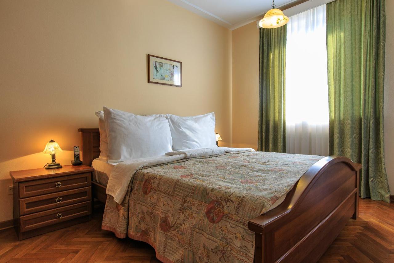 Villa Velzon Guesthouse Будва Экстерьер фото
