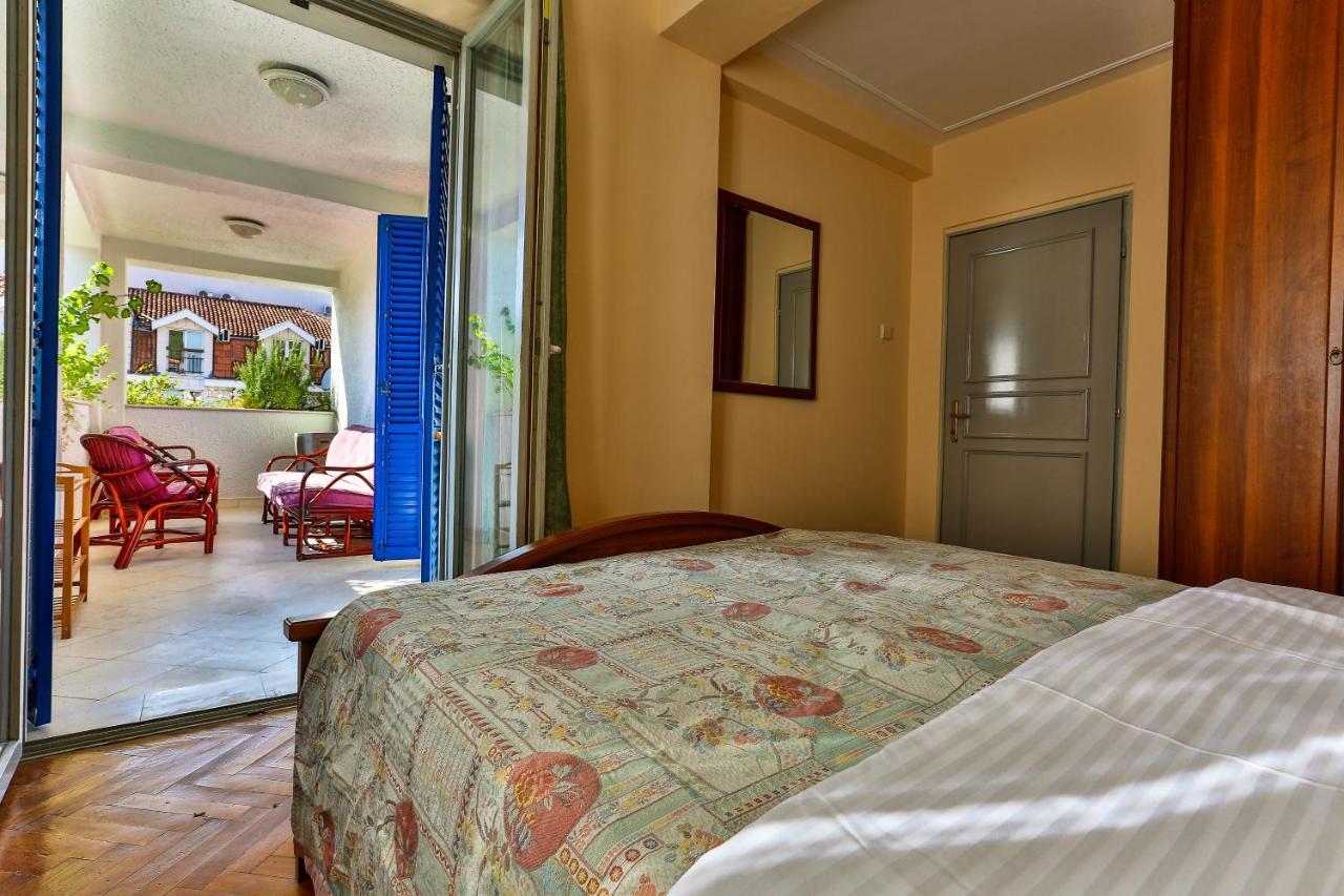 Villa Velzon Guesthouse Будва Экстерьер фото