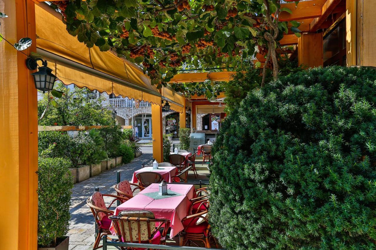 Villa Velzon Guesthouse Будва Экстерьер фото
